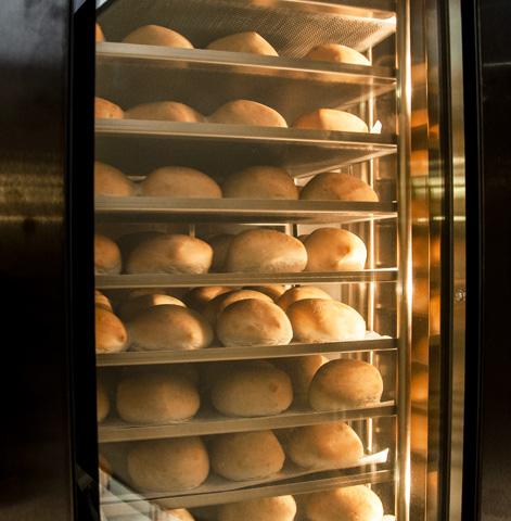 Bakery rack oven with large window with heat reflecting glass that shows the rotating rack inside