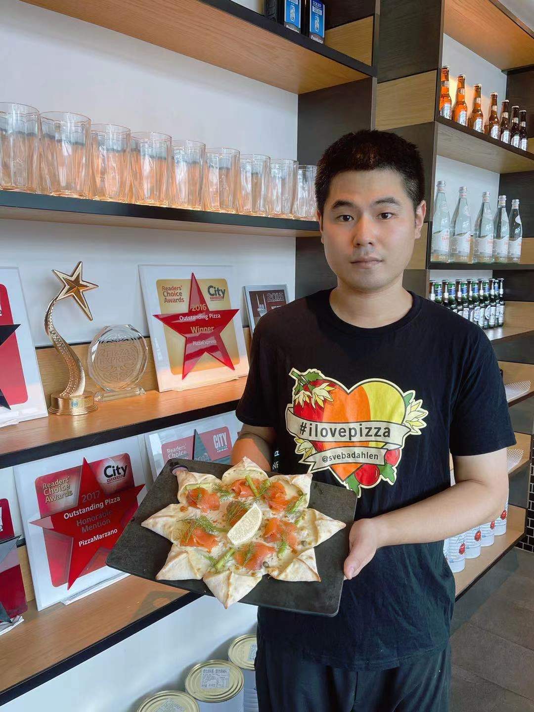 winner of the sveba dahlen ilovepizza competition Tom Gu from Pizza Marzano in Shanghai, China