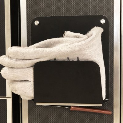 Smart multiholder for Rack Ovens, placed on the front panel, store knives, gloves and more for easy access