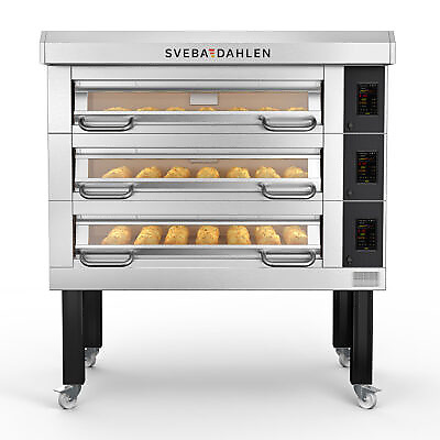 Extra wide deck oven for higher capacity - D-Series D32e bakes loafs,sour dough bread and more to perfection